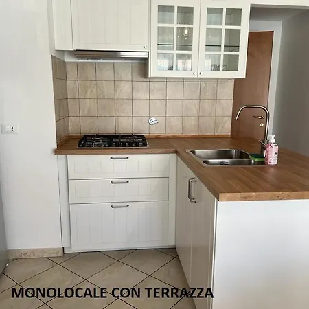 Sofia A 100m Dal Mare * Marina di Cecina