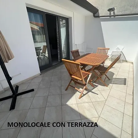 Sofia A 100m Dal Mare Apartment *