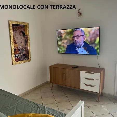 Sofia A 100m Dal Mare