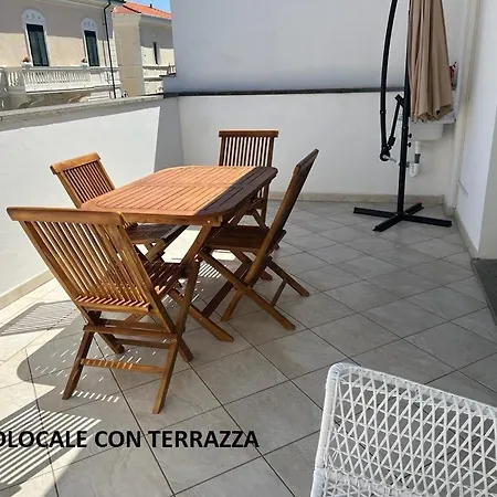 Sofia A 100m Dal Mare *